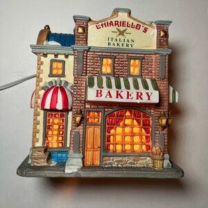 Retired Lemax Chiarello's Italian Bakery Lighted Decor in Box
